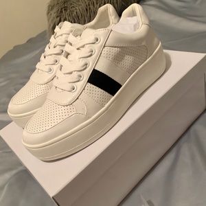 Steve Madden sneakers